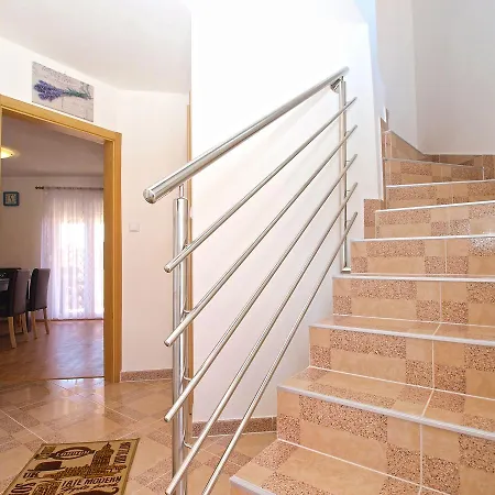 Mala Vala 1332 Fažana