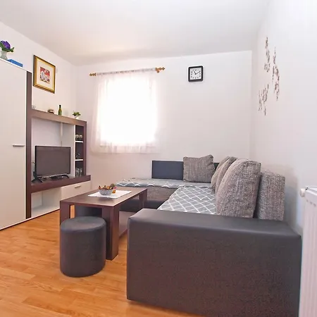 Mala Vala 1332 Appartement Fažana