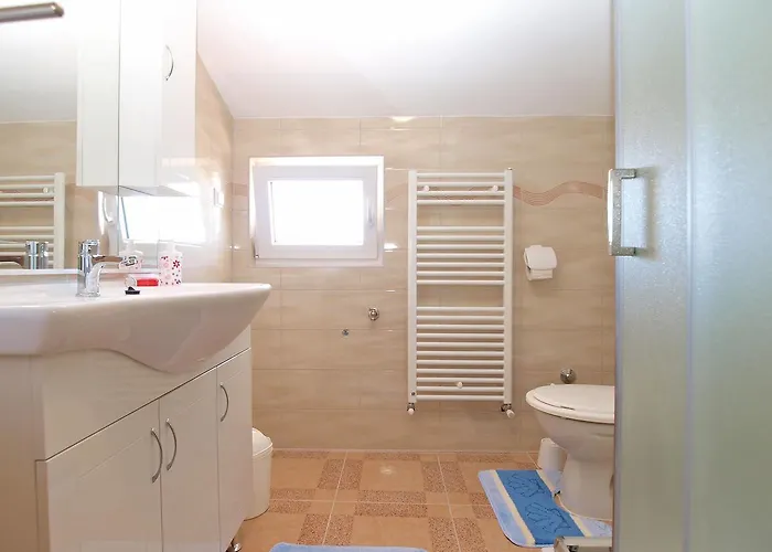 아파트 Mala Vala 1332 *